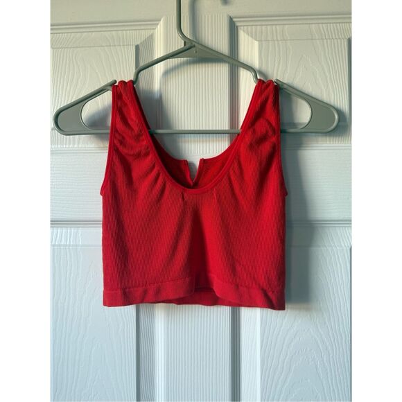 Red Cropped Tank Top Women's Medium Phillies Summer College Basic Concert - Picture 2 of 3